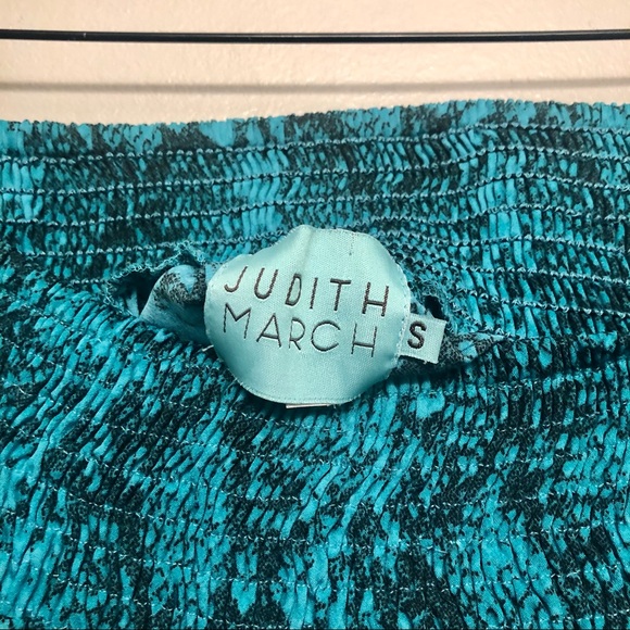 Judith March Snakeskin Aztec Off Shoulder Top - Picture 3 of 6